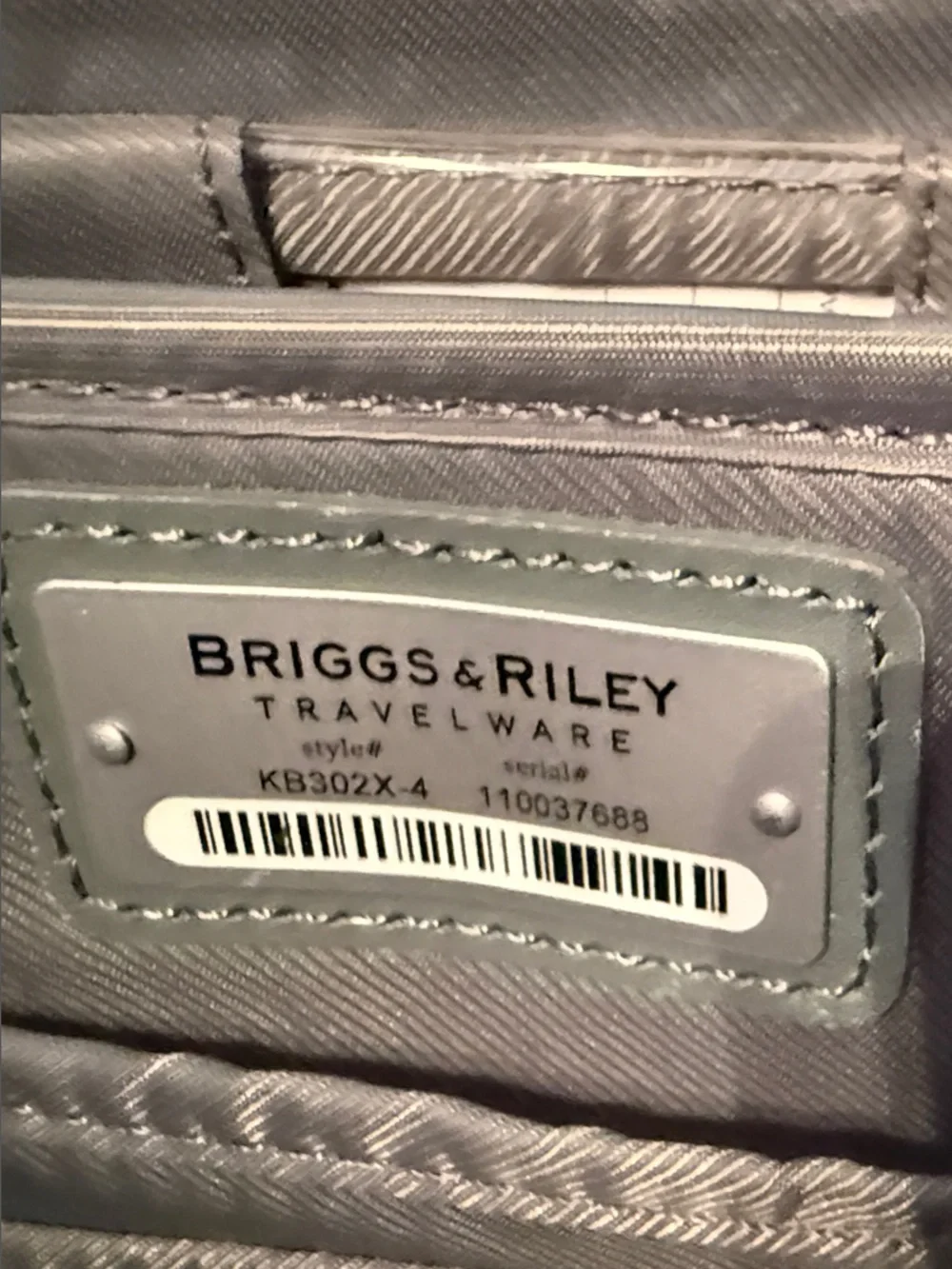 Briggs & Riley Black Laptop Briefcase with Padded Shoulder Strap